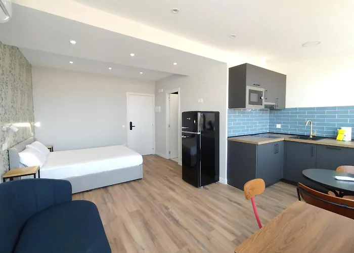 Dona Urraca By Gaiarooms 아파트